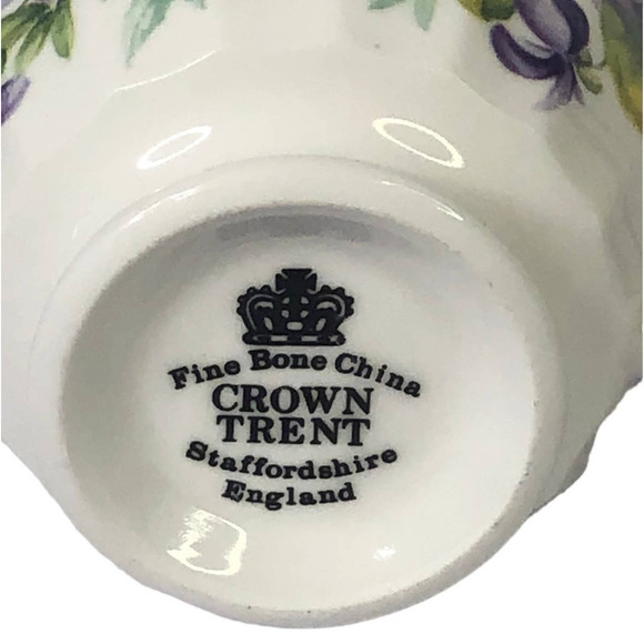 Crown Trent Teacup and Saucer - Picture 8 of 12